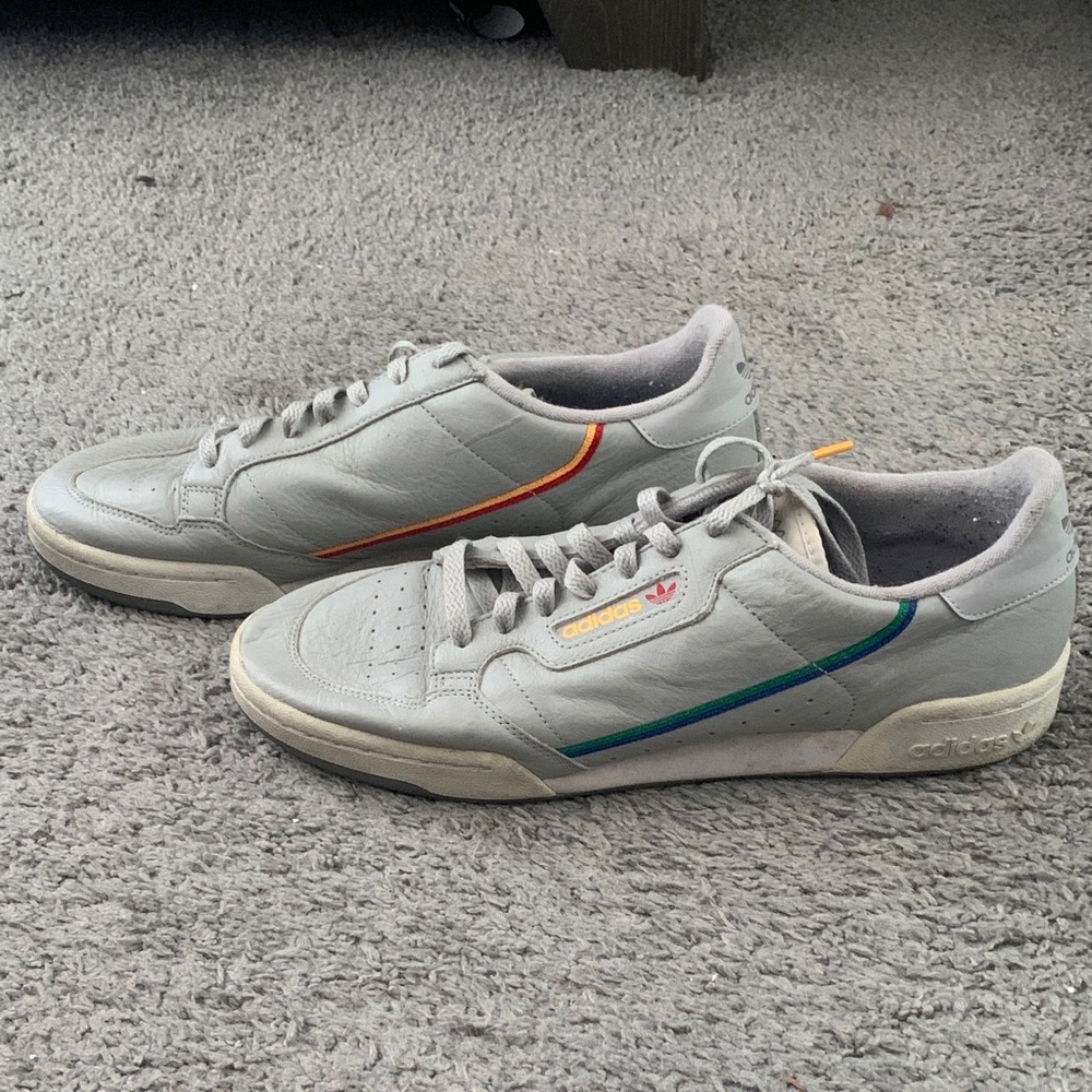 Adidas Men's Gray Sneakers with Colorful Accents